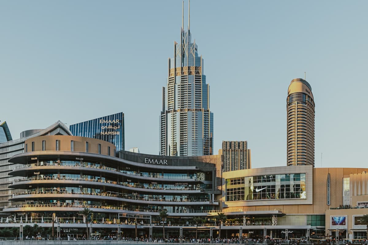 Create your company in Dubai in 2026 - Dubai Mall and skyline