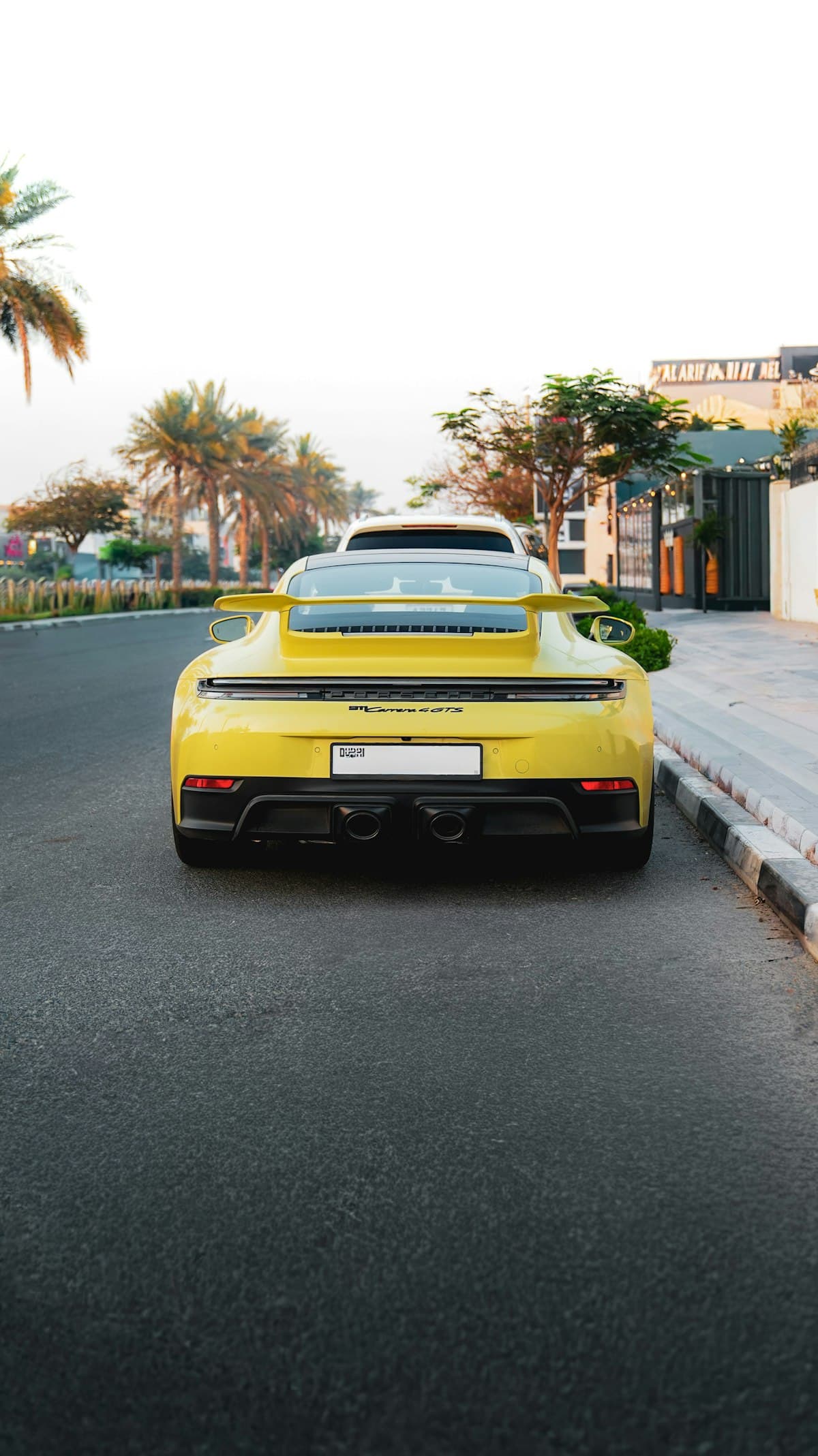 Top 10 supercars to rent in Dubai - Porsche 911 Dubai plate