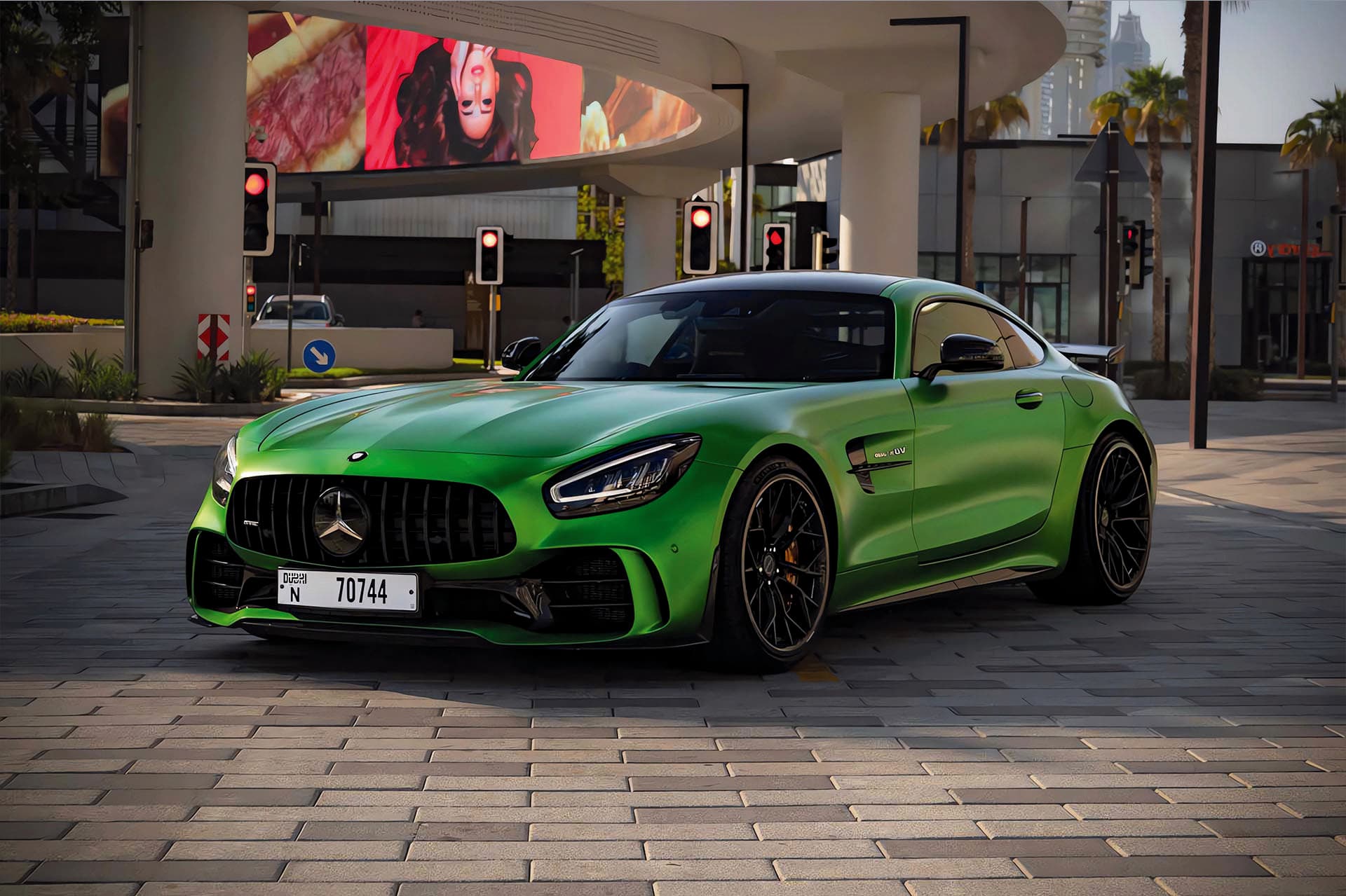 Mercedes-AMG GT R